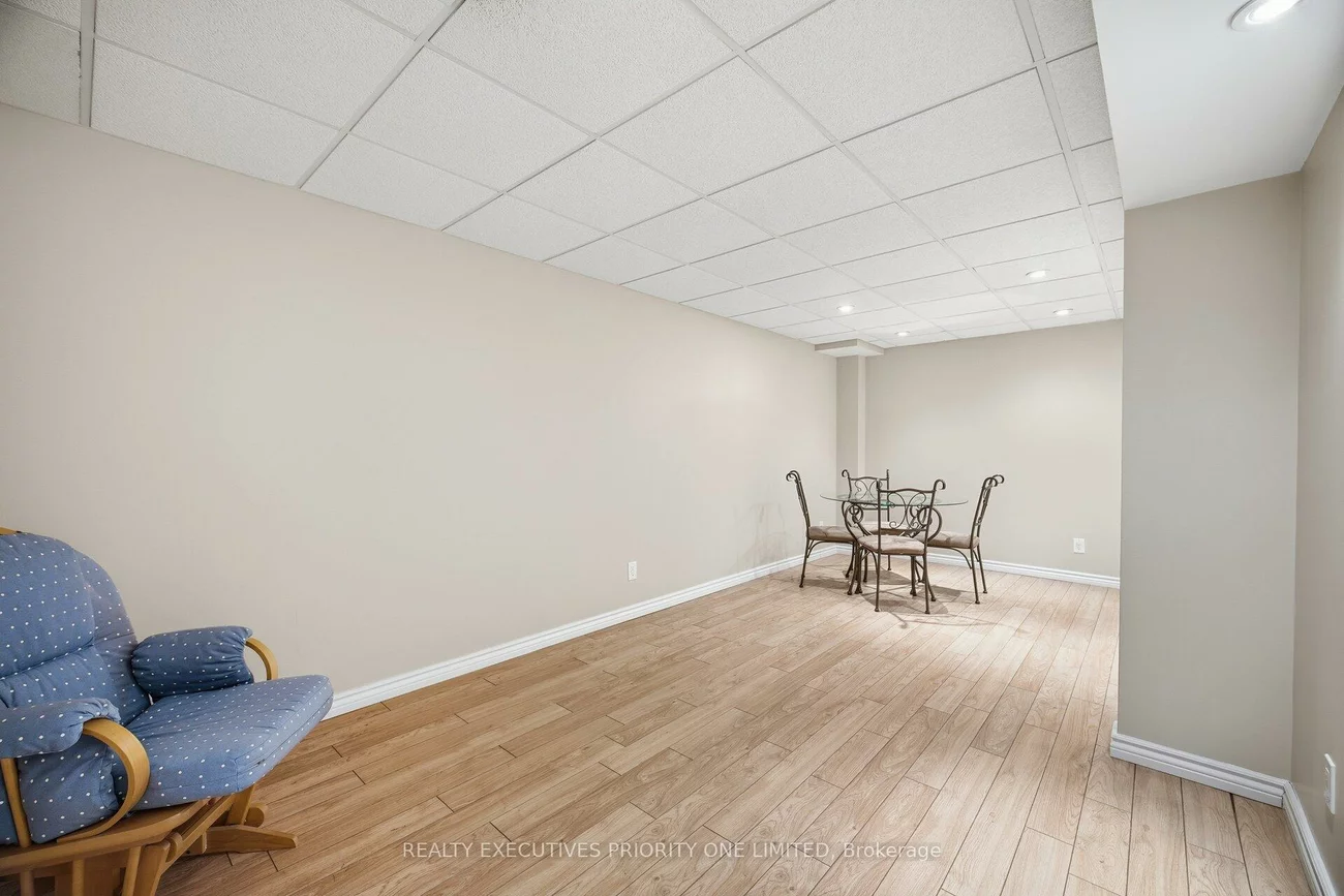 28, Smith, Bolton East, Caledon