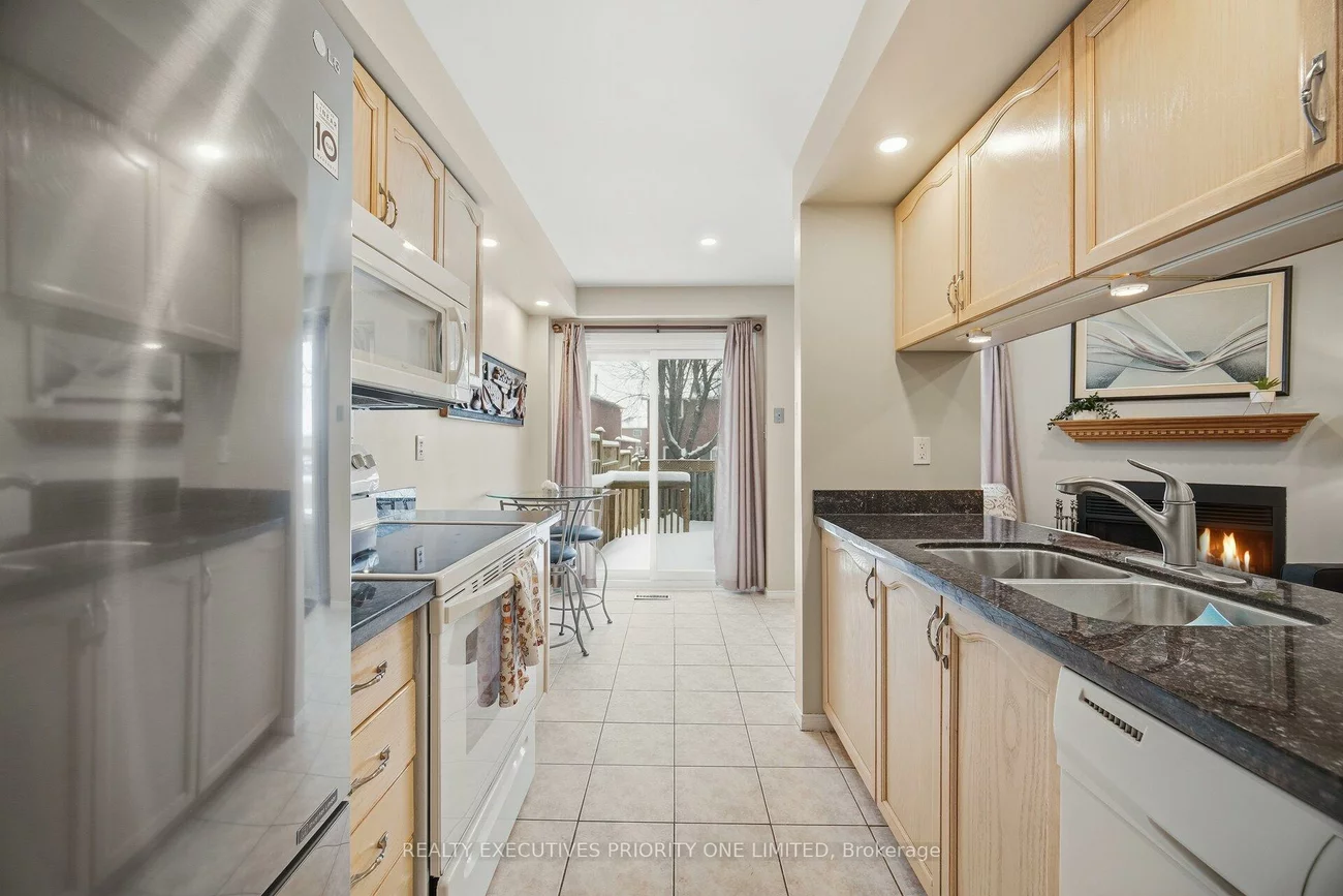 28, Smith, Bolton East, Caledon