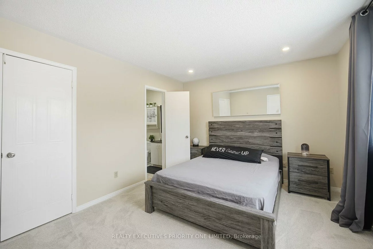 28, Smith, Bolton East, Caledon