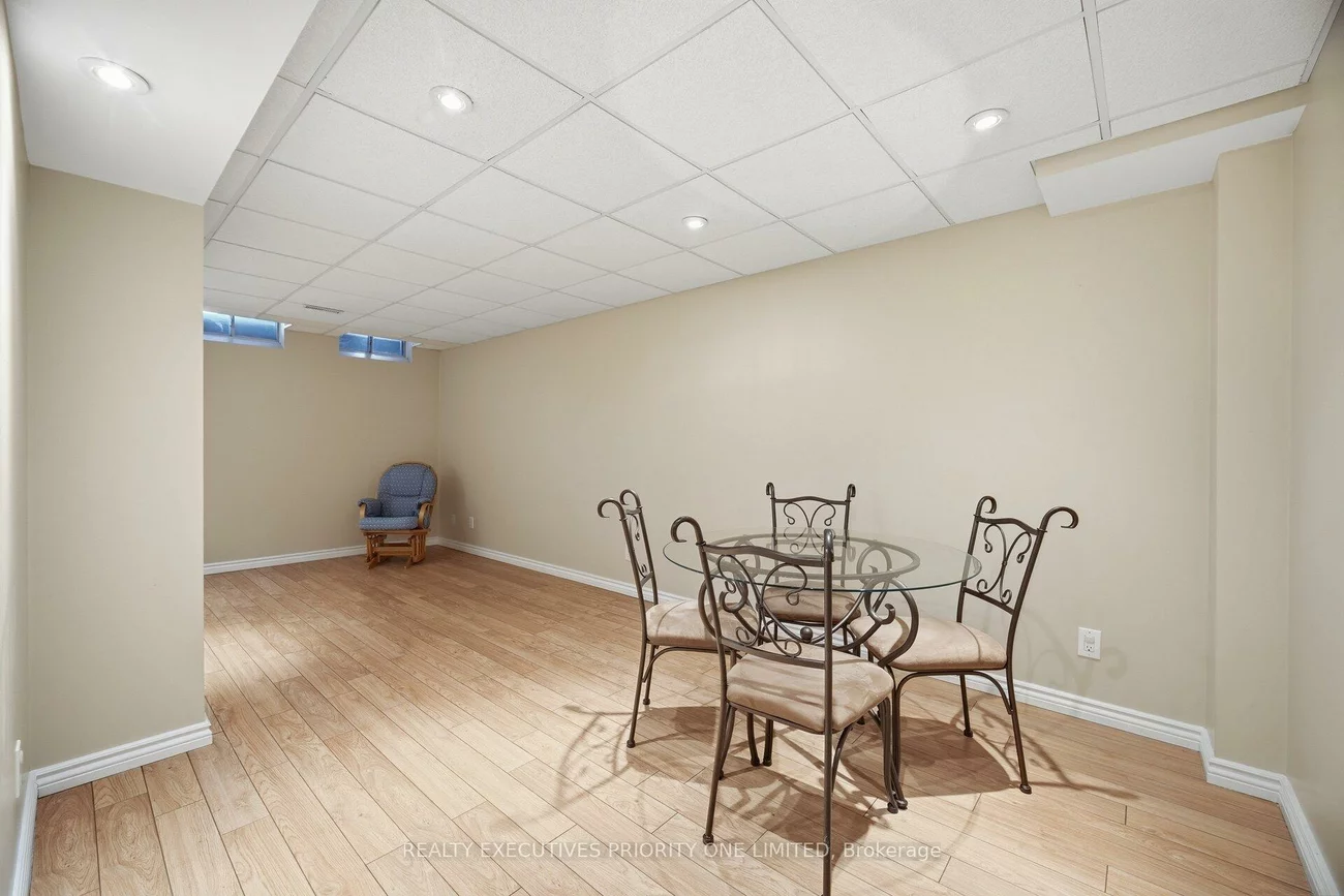 28, Smith, Bolton East, Caledon