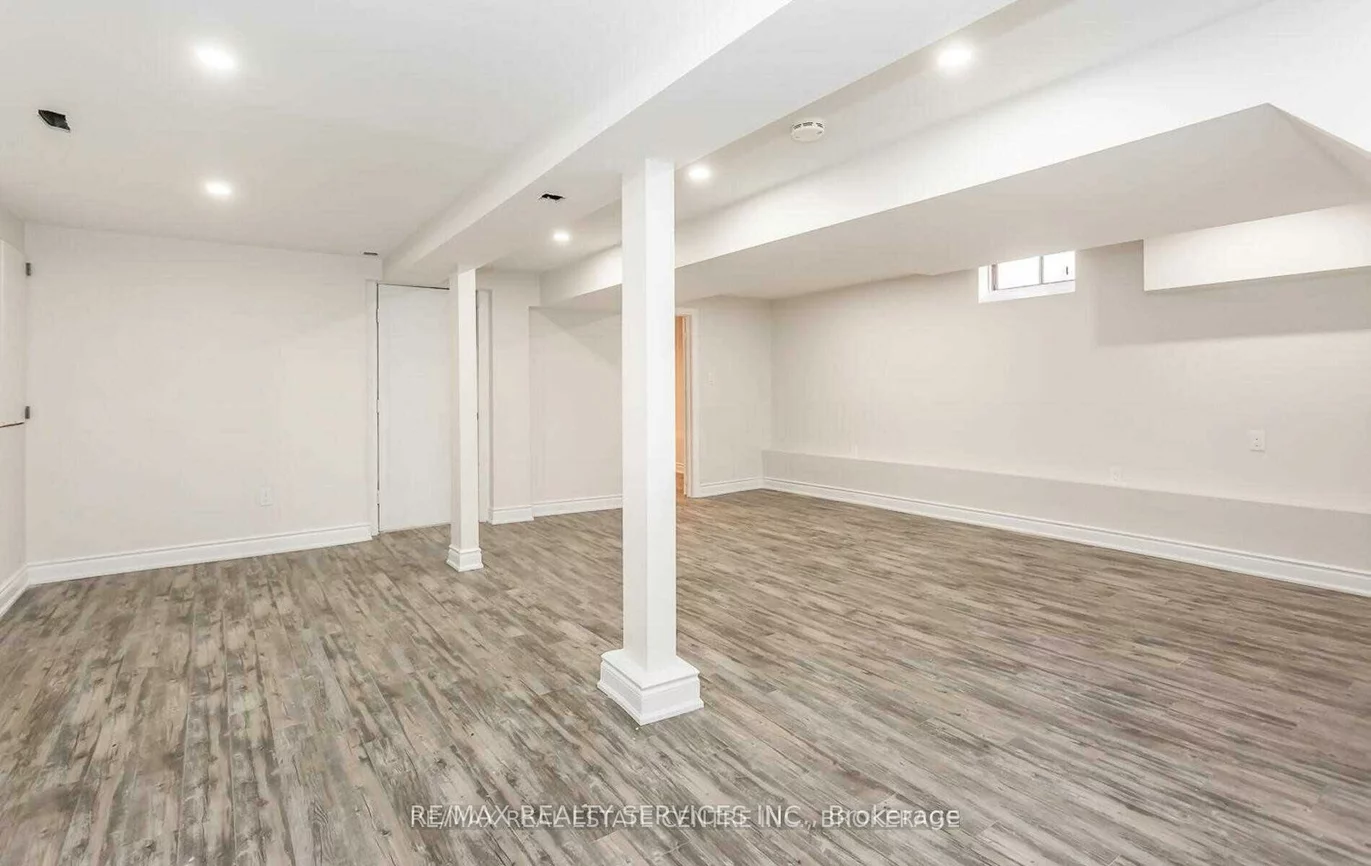 4, Blue Horizon, Caledon Village, Caledon