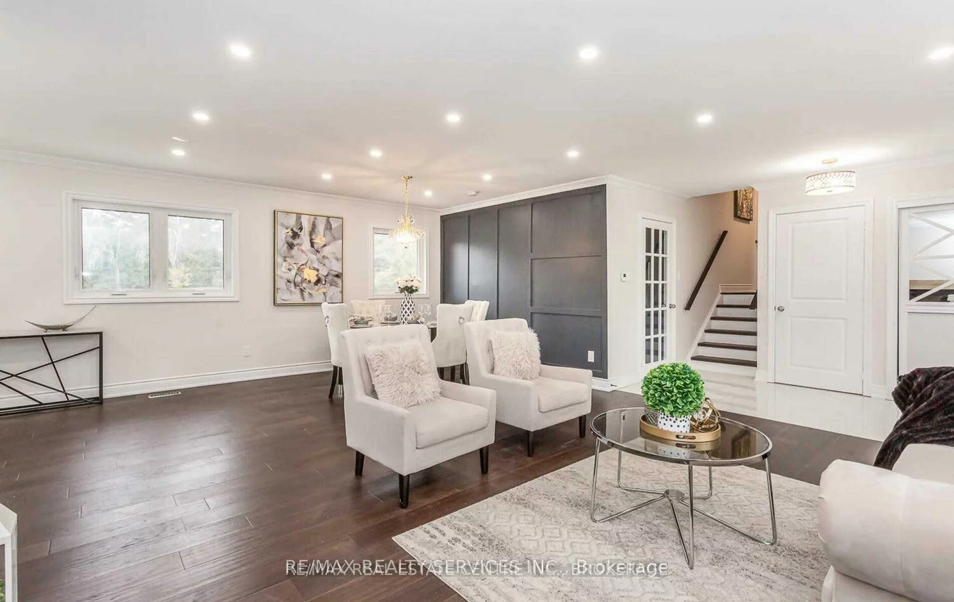 4, Blue Horizon, Caledon Village, Caledon