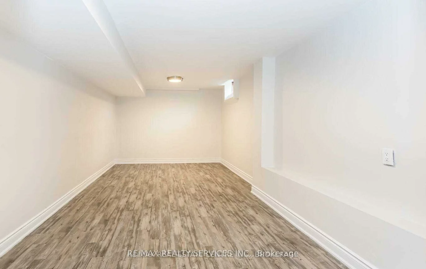 4, Blue Horizon, Caledon Village, Caledon