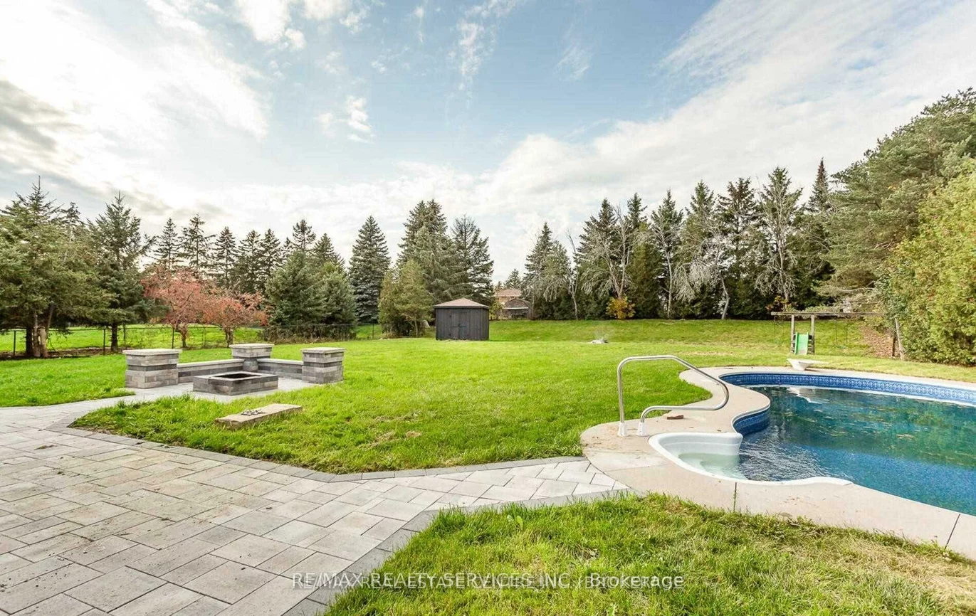 4, Blue Horizon, Caledon Village, Caledon