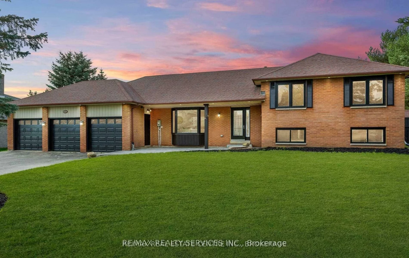 4, Blue Horizon, Caledon Village, Caledon