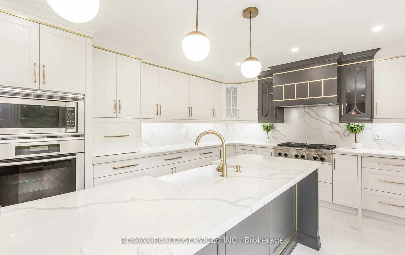 4, Blue Horizon, Caledon Village, Caledon