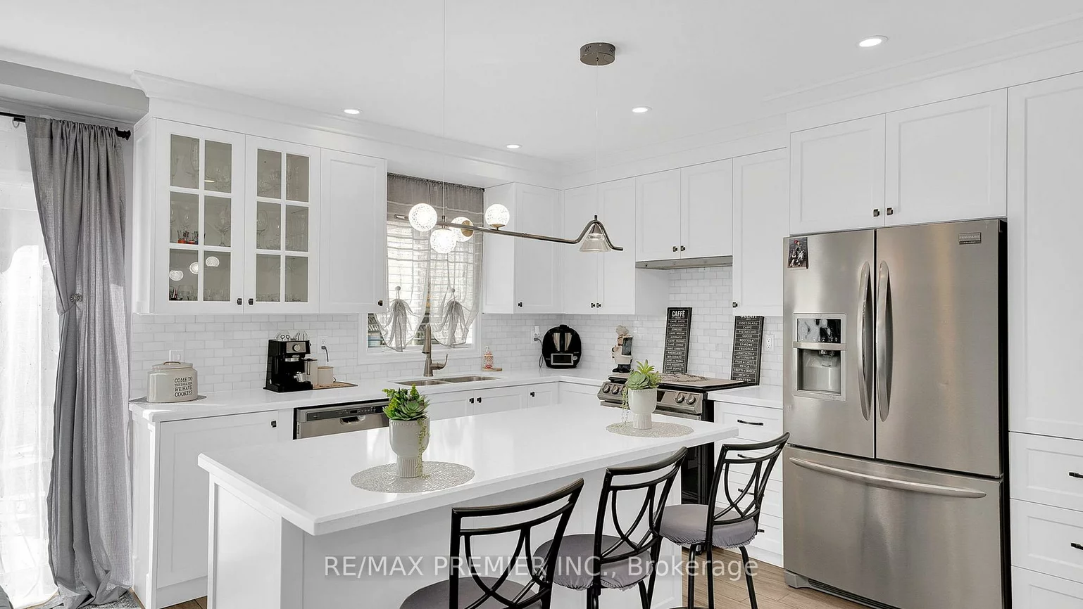 11, Richelieu, Bolton East, Caledon