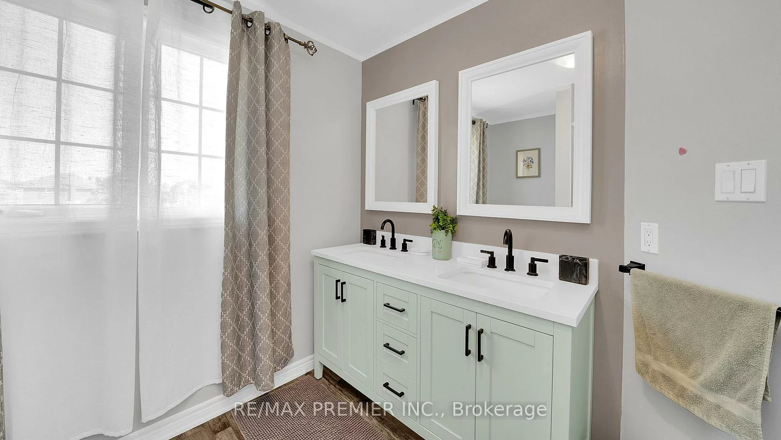 11, Richelieu, Bolton East, Caledon