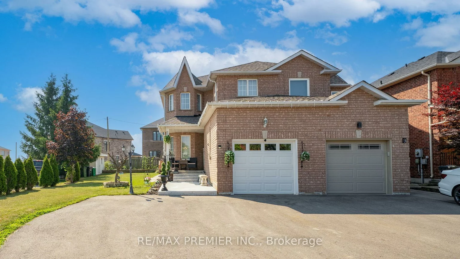 11, Richelieu, Bolton East, Caledon