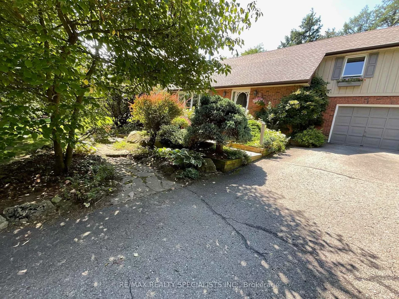 37, George, Rural Caledon, Caledon