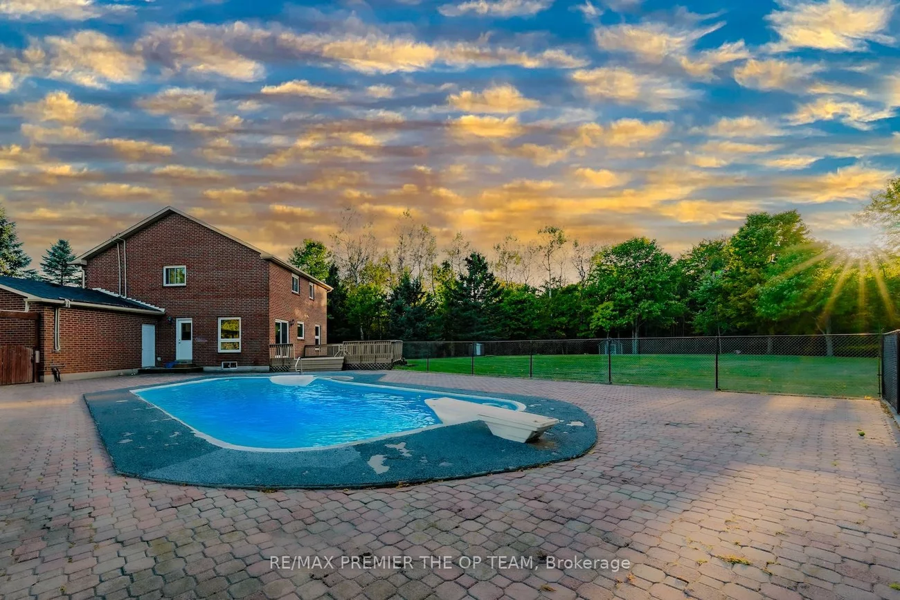 8, Elite, Rural Caledon, Caledon