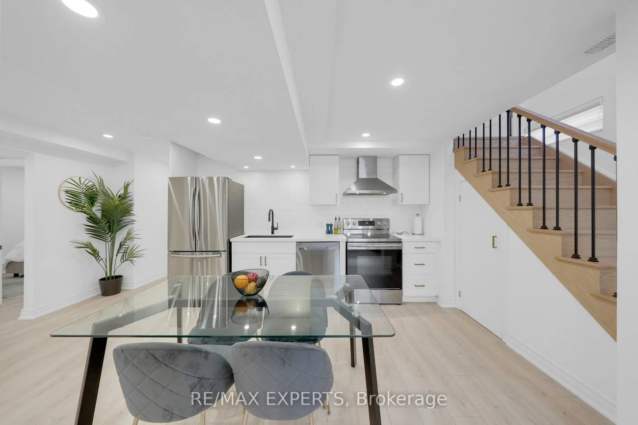 11, De Rose, Bolton West, Caledon