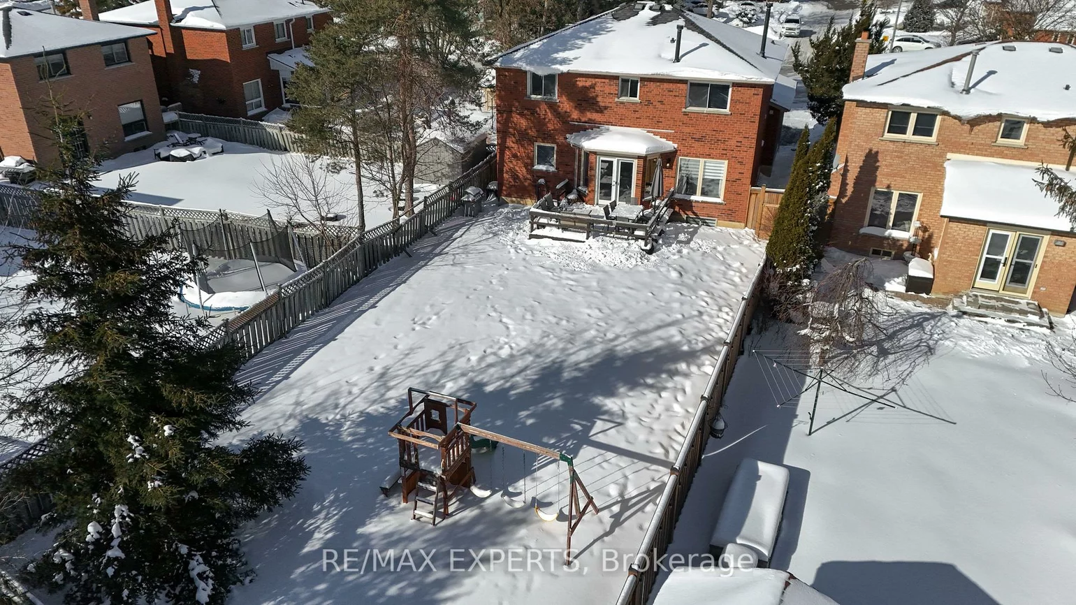 11, De Rose, Bolton West, Caledon