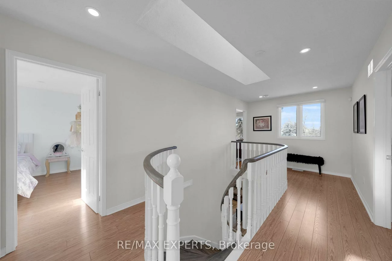 11, De Rose, Bolton West, Caledon