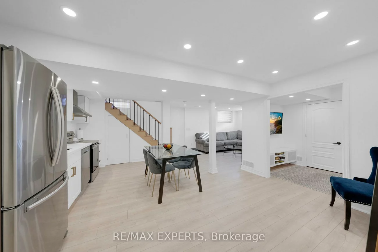 11, De Rose, Bolton West, Caledon