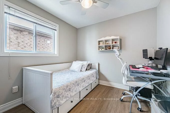 57, Royalton, Bolton East, Caledon