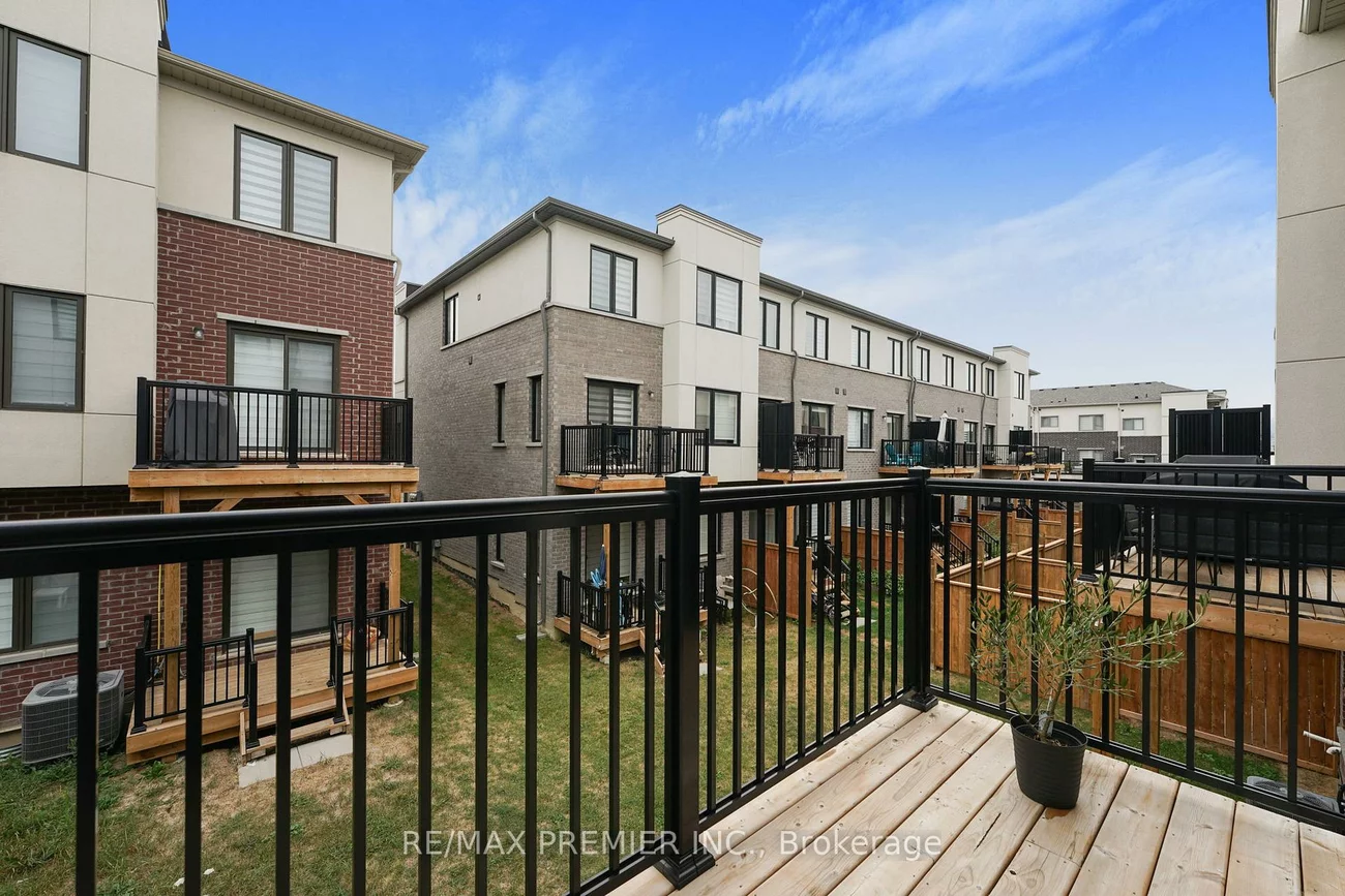 12, Heathrow, Bolton East, Caledon