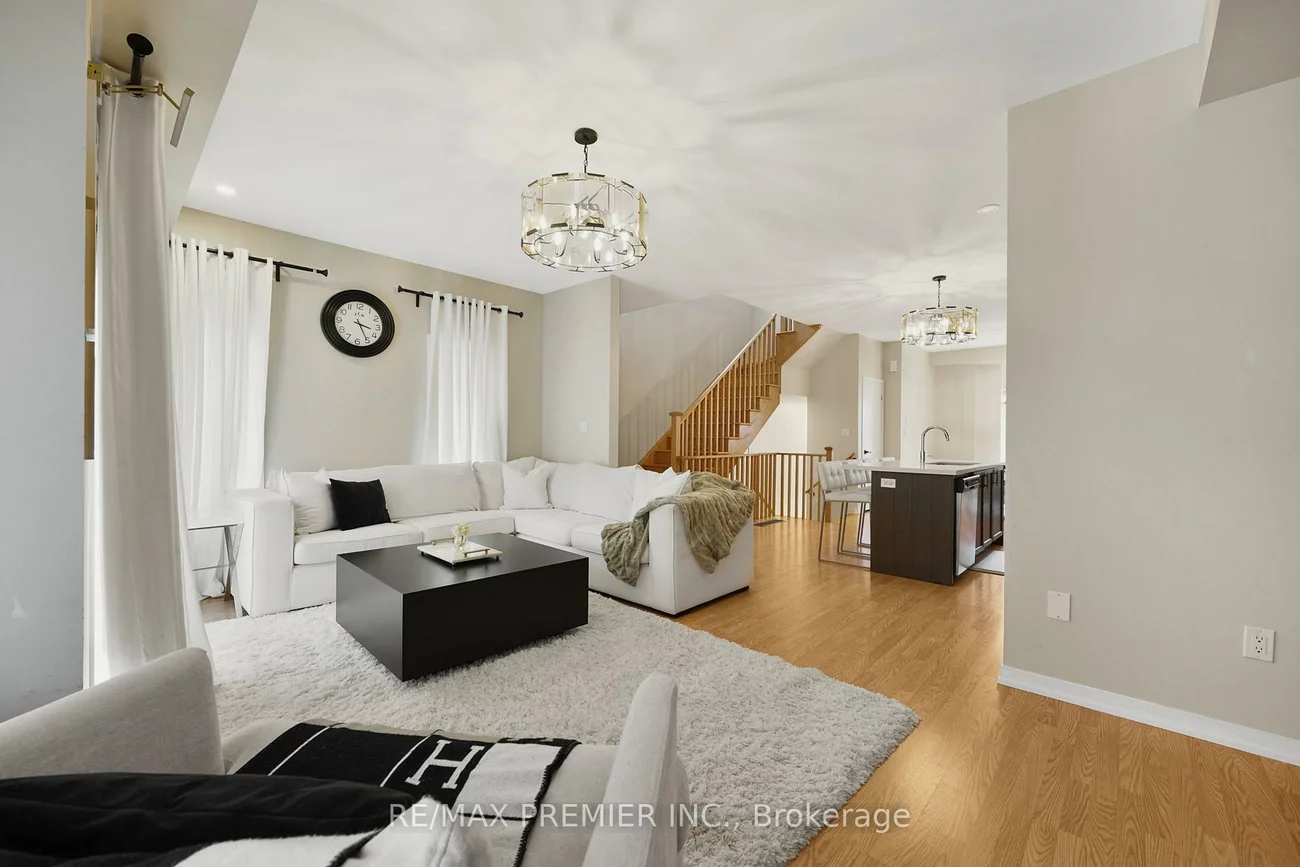 12, Heathrow, Bolton East, Caledon