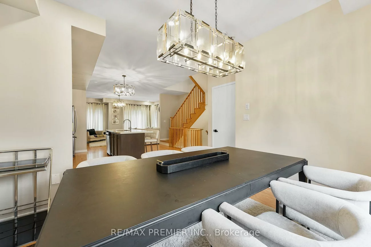 12, Heathrow, Bolton East, Caledon