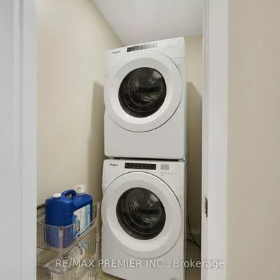 12, Heathrow, Bolton East, Caledon