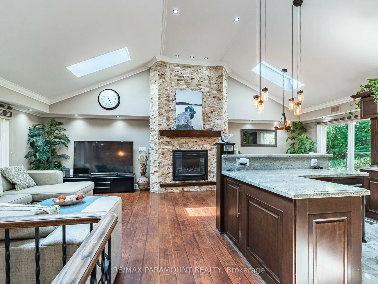 14, King, Rural Caledon, Caledon