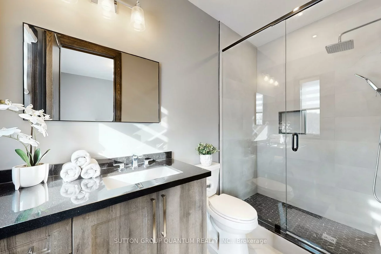 166, Logan, Palgrave, Caledon