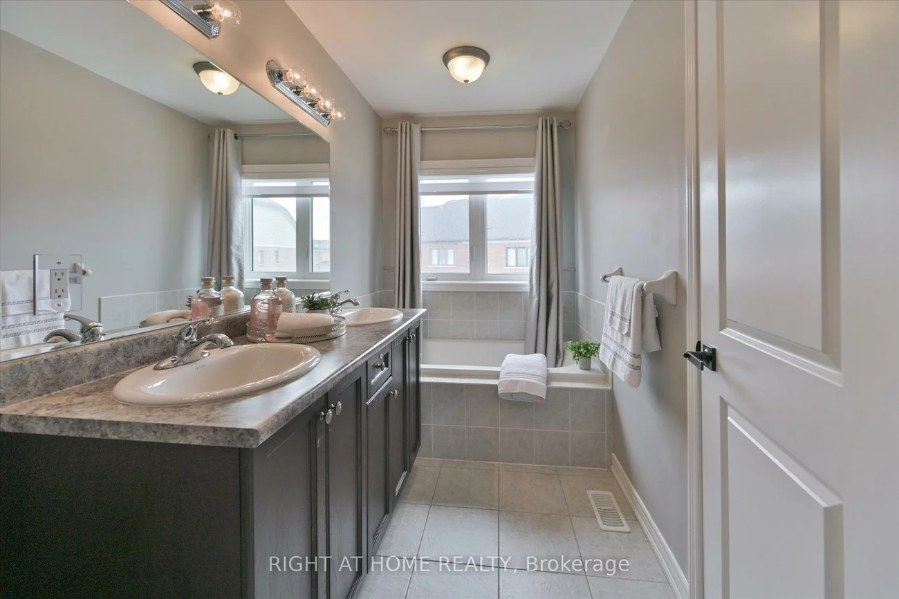 13, Morra, Bolton East, Caledon