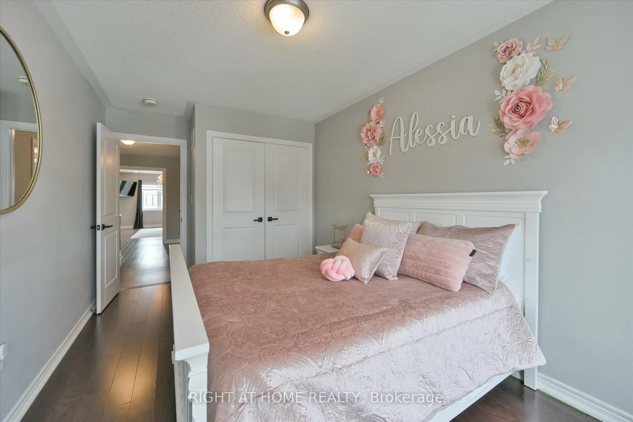 13, Morra, Bolton East, Caledon