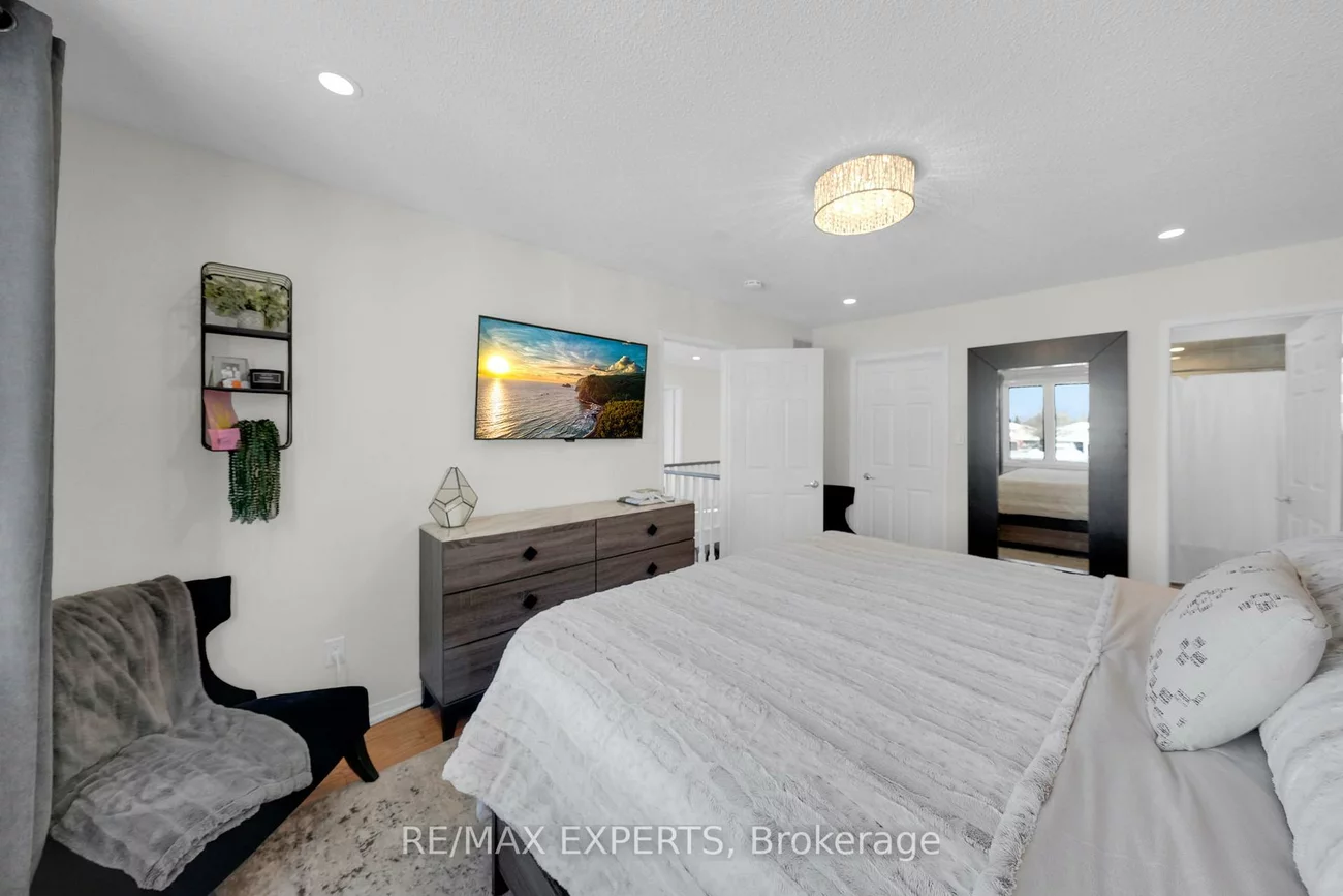 11, De Rose, Bolton West, Caledon