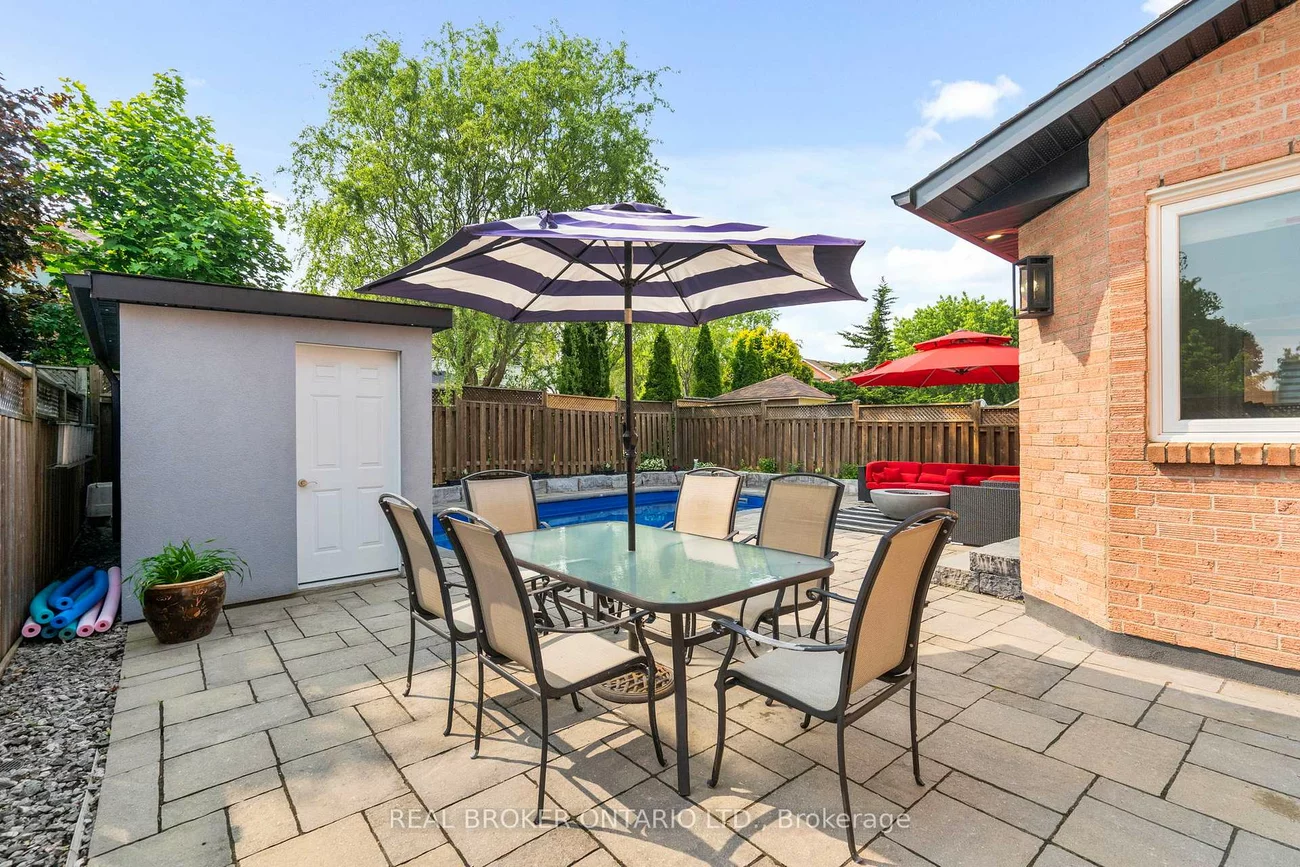 11, Fountainbridge, Bolton East, Caledon