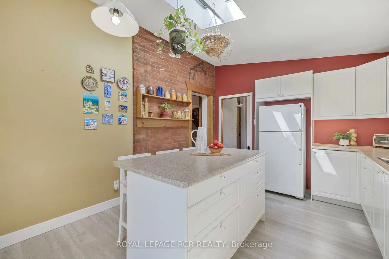 91, King, Bolton West, Caledon