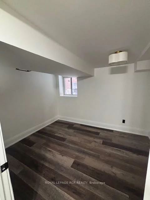 134, Queen, Bolton West, Caledon