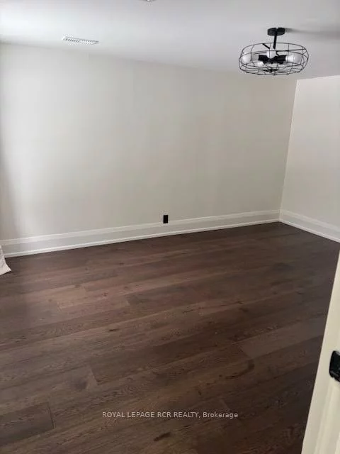 134, Queen, Bolton West, Caledon