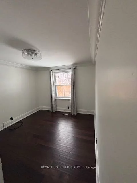 134, Queen, Bolton West, Caledon