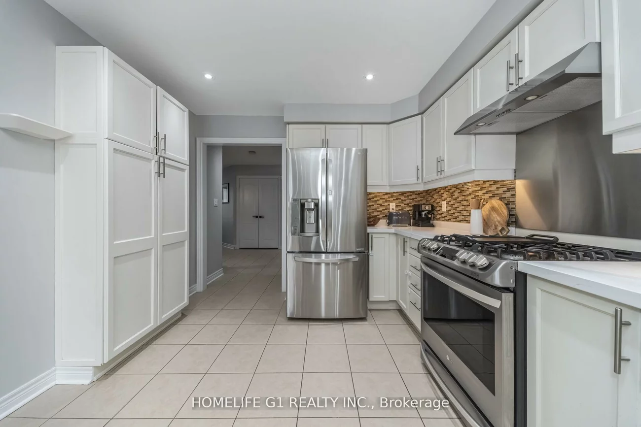 53, Humbershed, Bolton West, Caledon