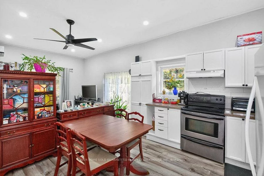 44, Brawton, Palgrave, Caledon