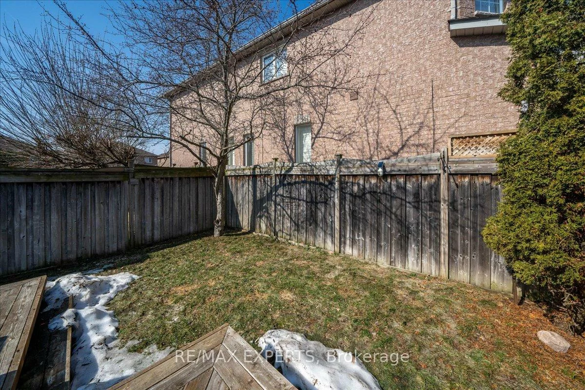 4, Knoll Haven, Bolton North, Caledon