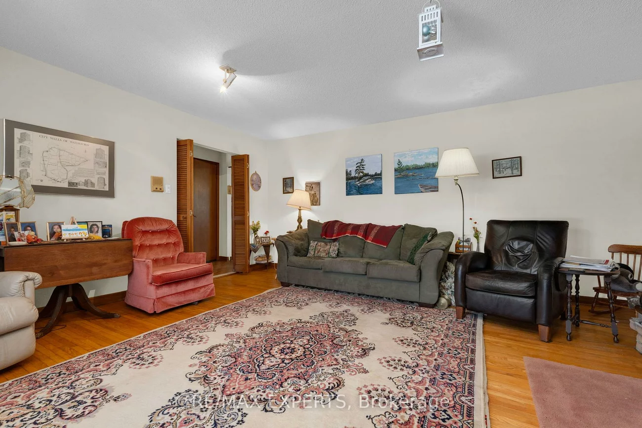 16, Linn, Rural Caledon, Caledon