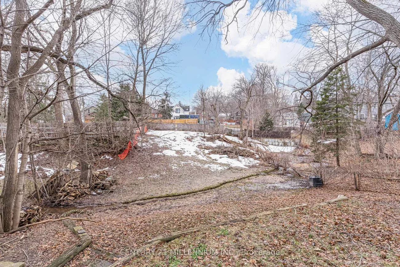 15614, McLaughlin, Inglewood, Caledon