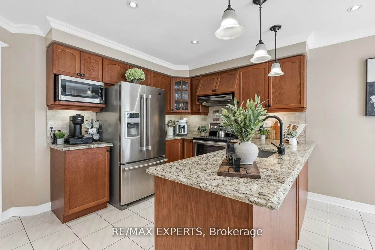 182, Waterbury, Bolton East, Caledon