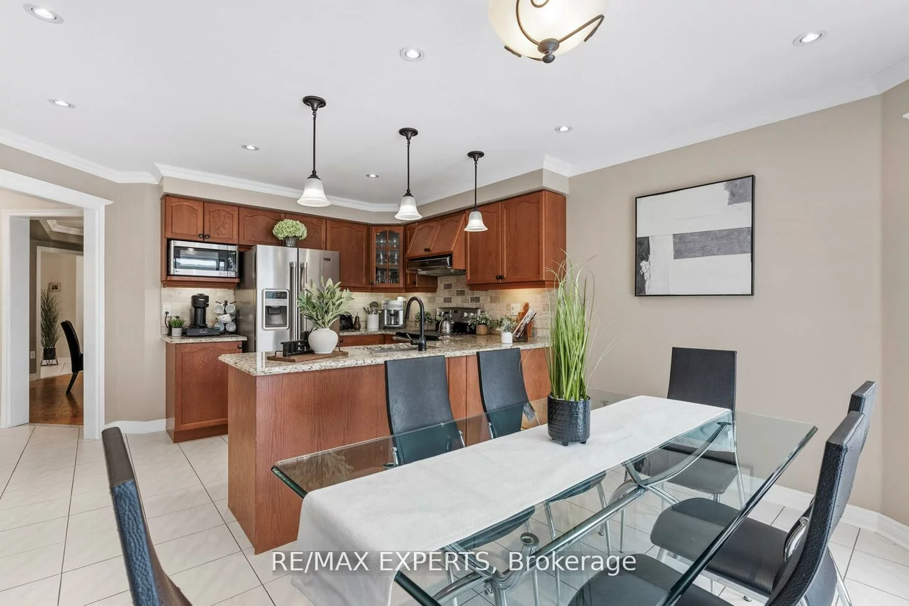 182, Waterbury, Bolton East, Caledon