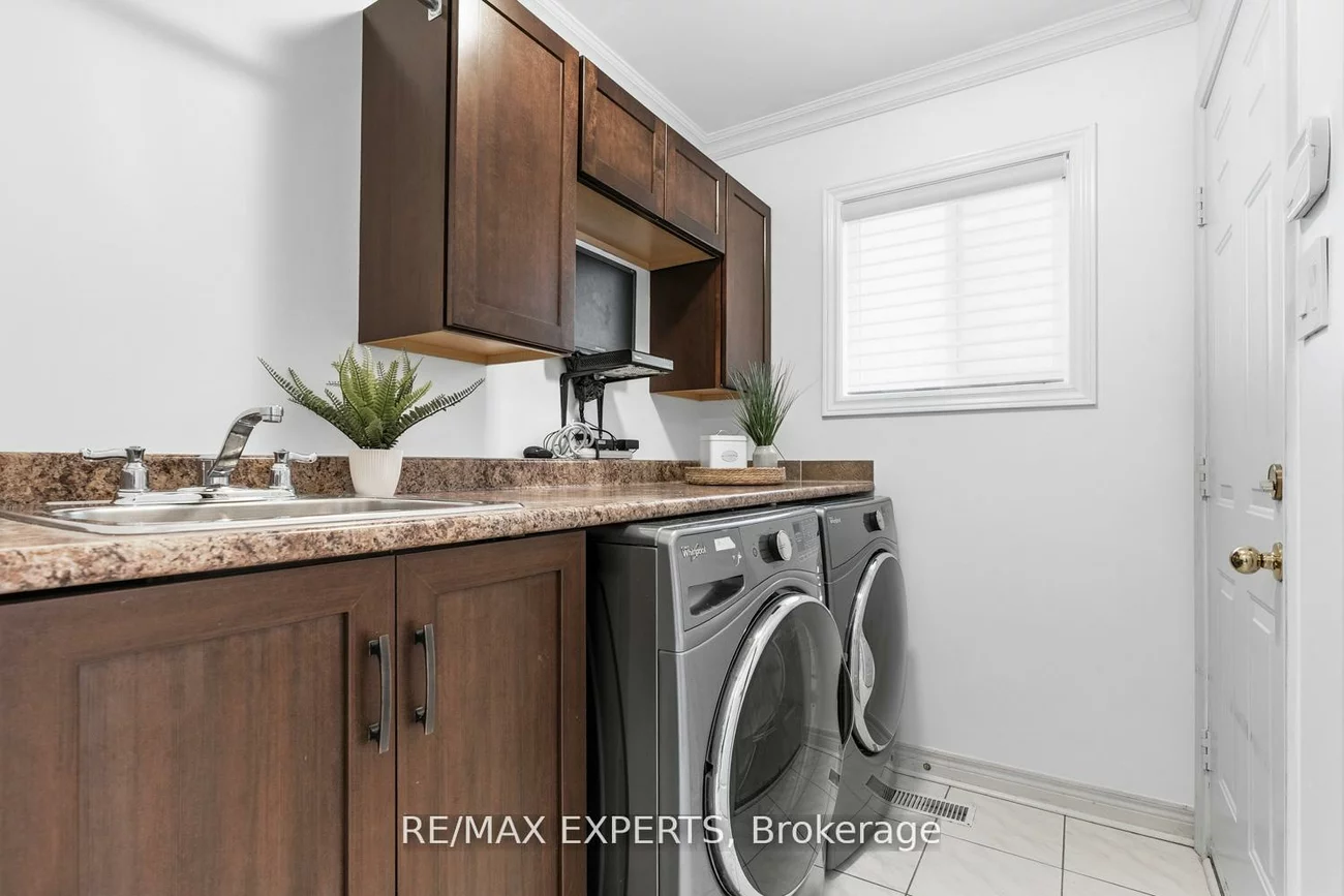 182, Waterbury, Bolton East, Caledon