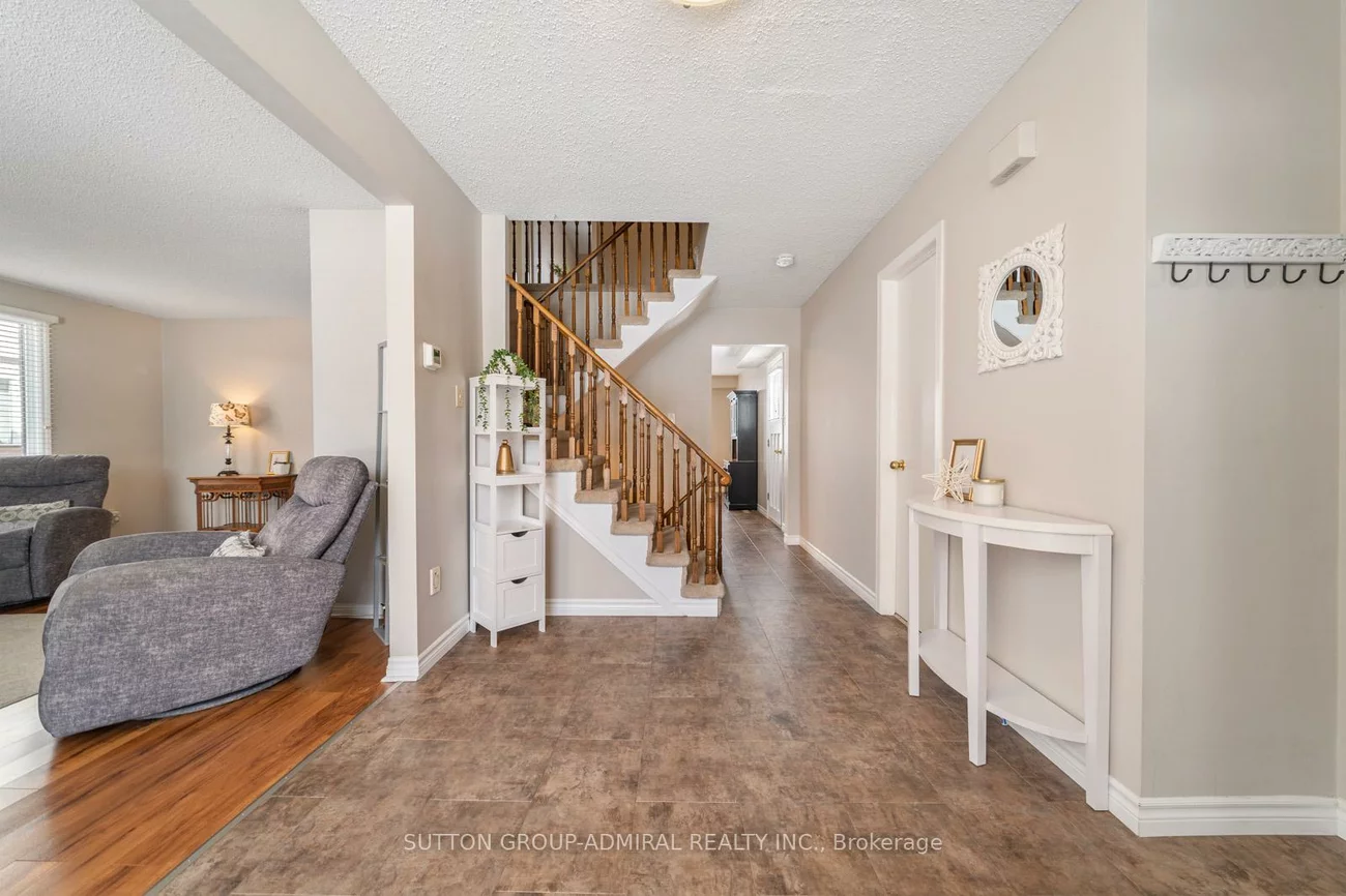 195, Ridge, Bolton West, Caledon