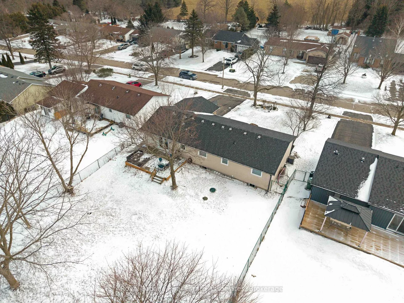 44, McClellan, Alton, Caledon