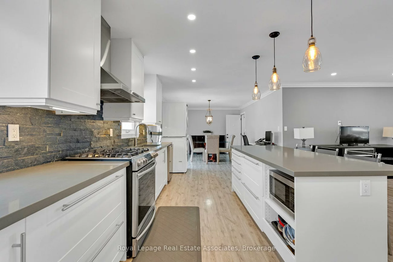44, McClellan, Alton, Caledon