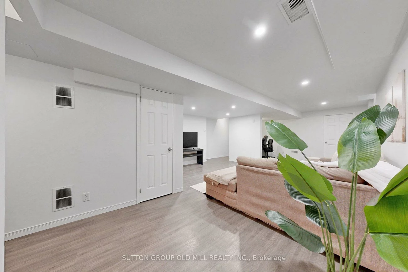 84, Fountainbridge, Bolton East, Caledon