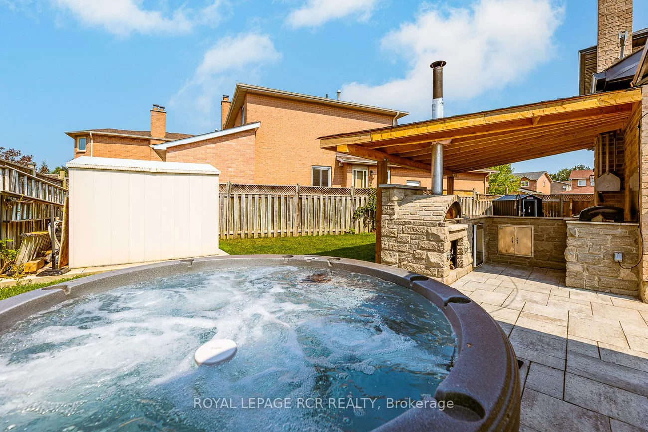 44, Fountainbridge, Bolton East, Caledon