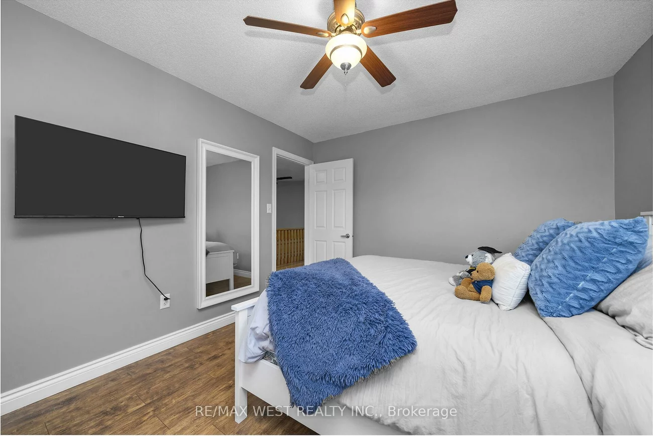 99, Gray Park, Bolton West, Caledon