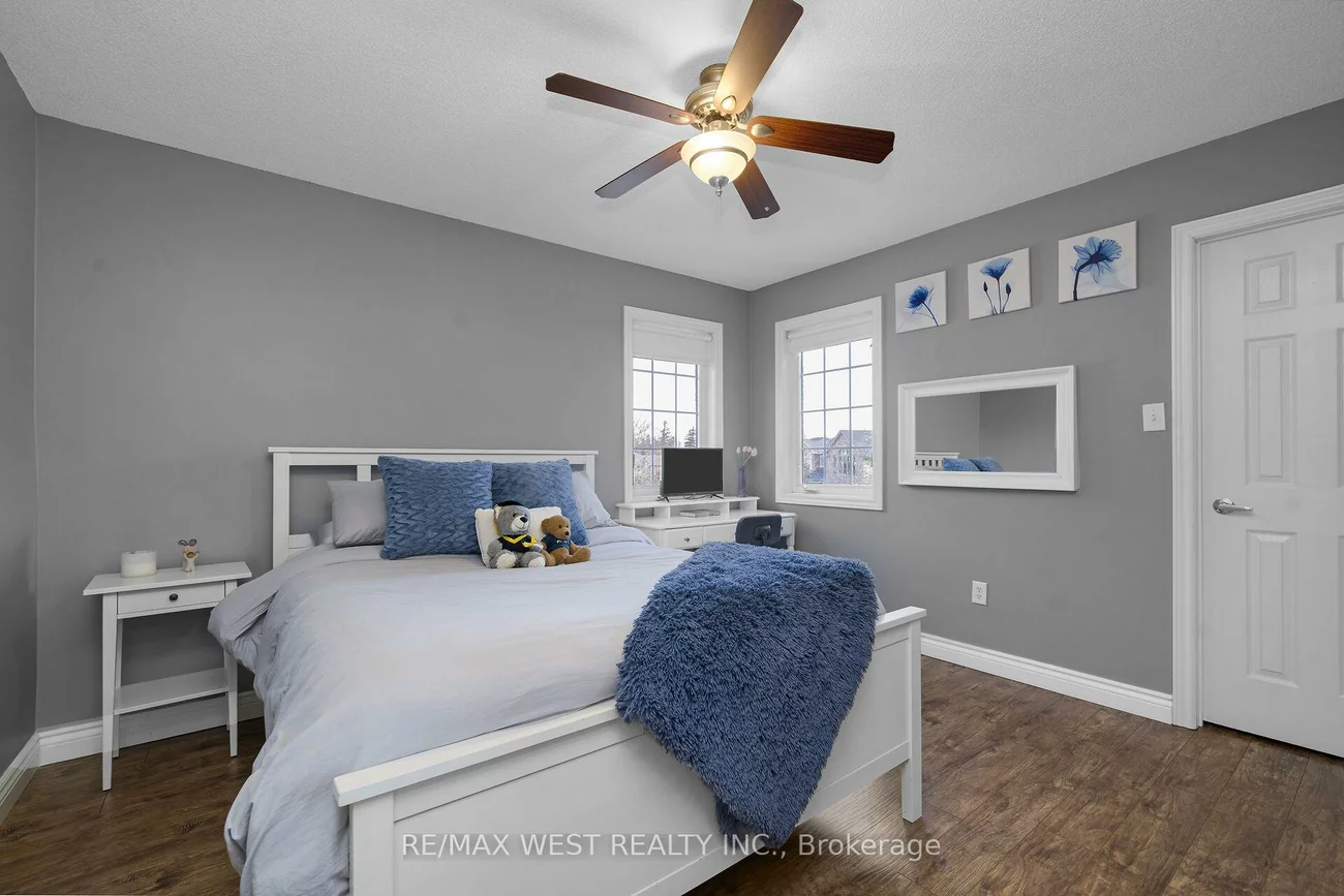 99, Gray Park, Bolton West, Caledon