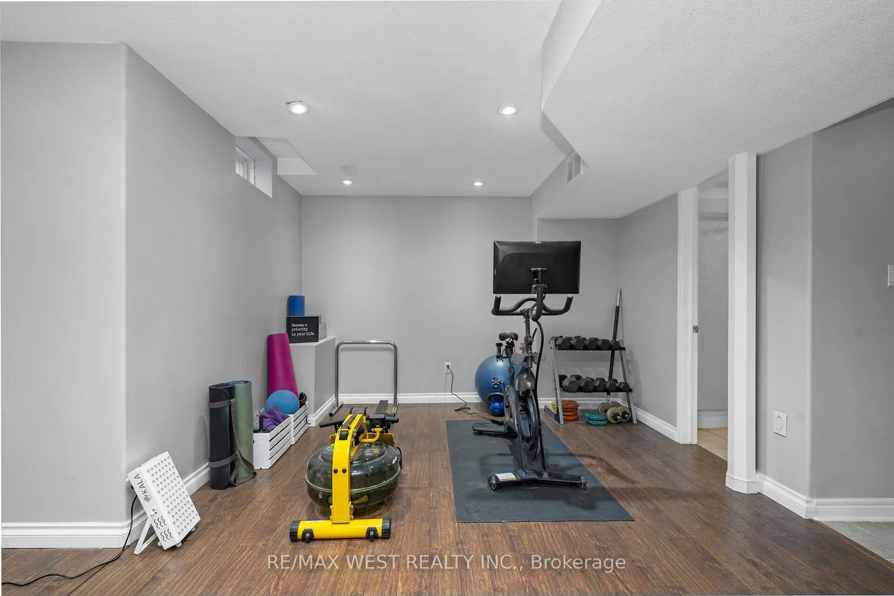 99, Gray Park, Bolton West, Caledon